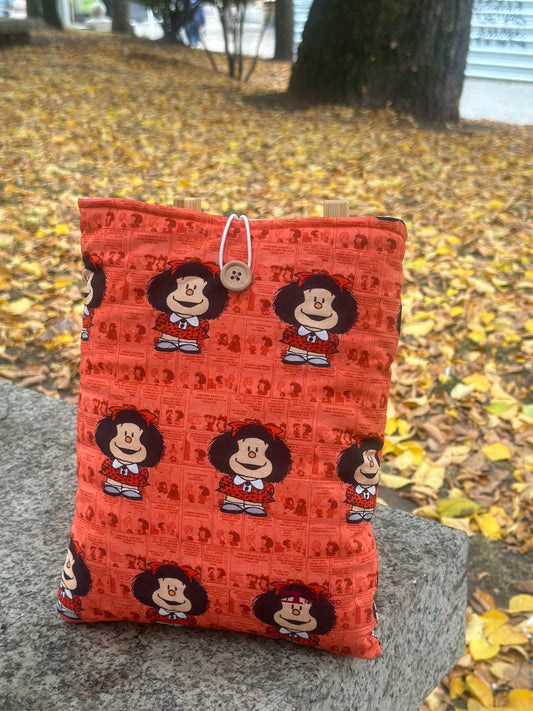 Funda libro grande Mafalda