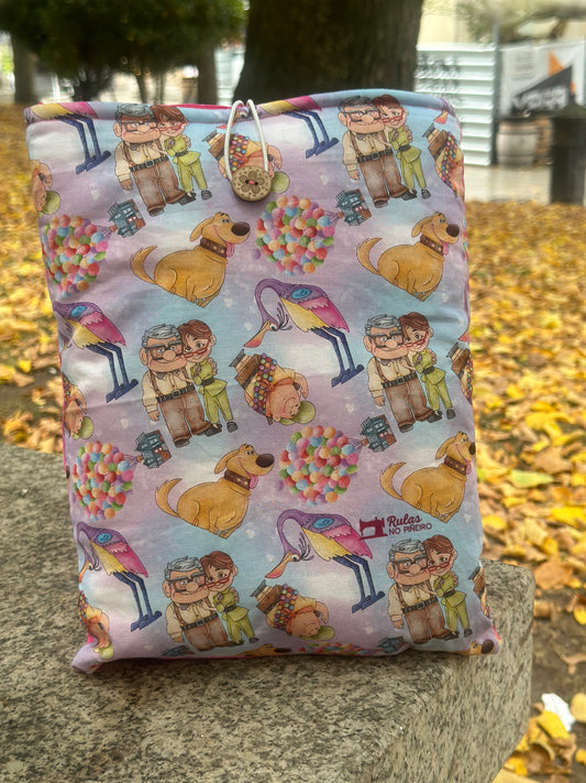 Funda libro grande UP